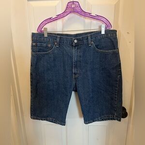 LIKE NEW Levi’s Men’s 505 Jean Shorts - Sz W38